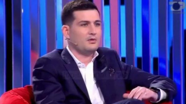 Sa u ka shkuar çmimi? Arbër Hajdari që bën moral ofendon keq dy ish-banoret e BBV që ishin mbrëmë në studio