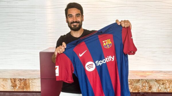 Klauzola e çuditshme e Barcelonës për 32 vjeçarin Gundogan