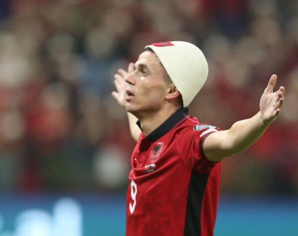 EKSKLUZIVE/ “Bomba” e merkatos, Jasir Asani pranë kalimit në kampionatin ku luan Ronaldo. Ja prapaskenat me yllin kuqezi