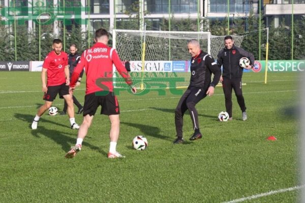 Nga sparkatat e Silvinjos ndaj lojtarëve, te “spanjollët” në rikuperim. Ja çfarë ndodhi në ditën e parë të stërvitjes kuqezi (FOTO)