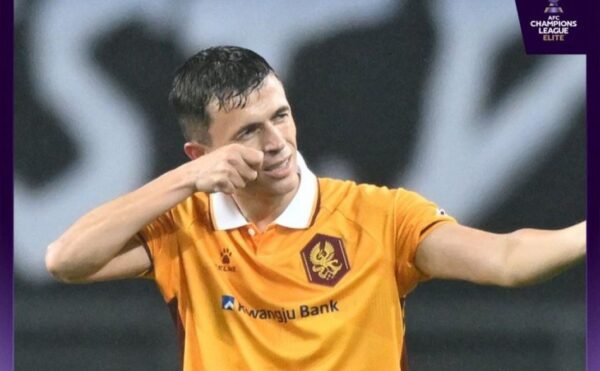 6 gola + 1 asist në 3 ndeshje! Jasir Asani i adhuron skenat e mëdha, atje del në origjinë