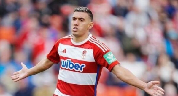 FOTO/ Protagonist me 2 gola te Granada, Myrto Uzuni në formacionin e javës në Spanjë