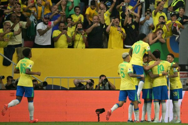 VIDEO/ Brazili luan “poker” me Perunë, Uruguaj ngec papritur ndaj Ekuadorit (REZULTATET)