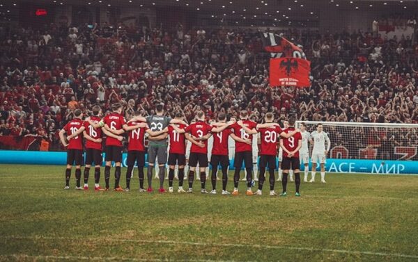 Kombëtarja me 12 lojtarë në fushë në ndeshjet e nëntorit, mësohet numri i biletave të shitura për sfidat me Çekinë & Ukrainën