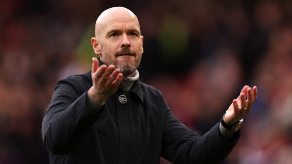 ZYRTARE/ “Mbushet kupa”, Manchester United shkarkon Erik Ten Hag