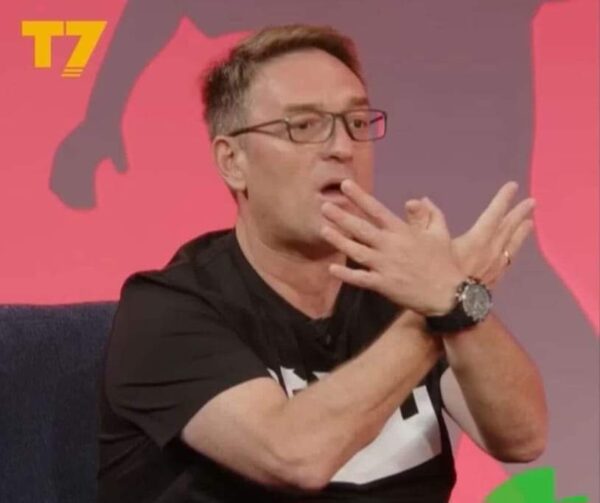 “Më mirë 1 ditë shqiponjë se 100 vite si sorrë”! Munishi: Falenderoj Zotin që më bëri SHQIPTAR