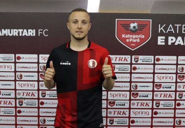 EKSKLUZIVE/ Rrëfehet Murataj: Pse erdha në Vlorë dhe pengu i kuq! Ja kush më bindi për Flamurtarin (E PLOTË)