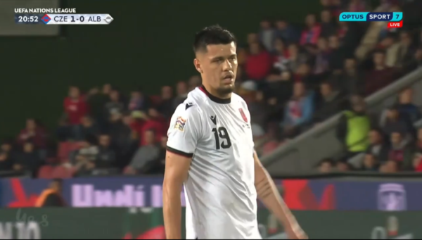 “Daku luajti me injeksione edhe në Kombëtare”, trajneri i Rubin Kazanit lë pushim Mirlindin: Nuk mund të luajë gjithmonë kështu