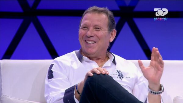 Ekskluzive/ “Unë me Demollarin kishim 16 vite”! Sokol Kushta kritikon Silvinjon: Hiq Brojën vendos Dakun, hiq Dakun vendos Manajn, mos prisni gol nga sulmi…