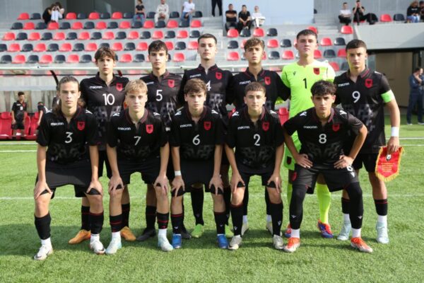 “UEFA Development U-15” për djem/ Shqipëria fiton thellë ndaj San Marinos me rezultatin 9-1