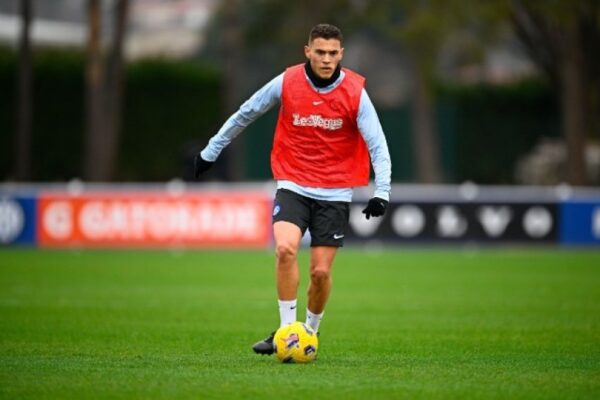 Asllani dhe Zieliiski humbin transfertën romane