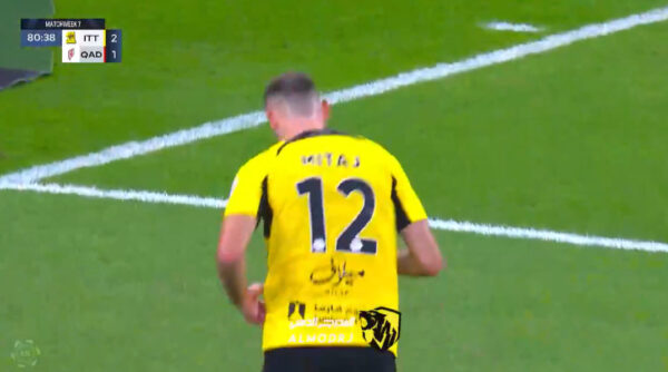 VIDEO/ Lionel Mesi apo Mario Mitaj? Mbrojtësi shqiptar driblon 6 lojtarë dhe shënon golin e parë në Arabi