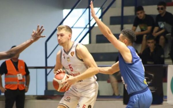 Besëlidhja dhe Tirana e nisin me fitore Superligën