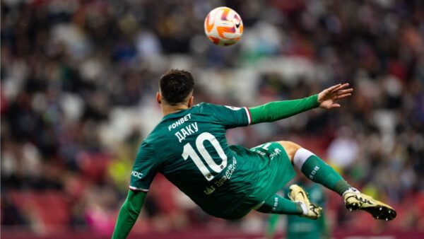 Daku kthehet me gol/ Sulmuesi kuqezi feston përfundimin e dënimit, realizoi në fitoren e ekipit të tij në Rusi