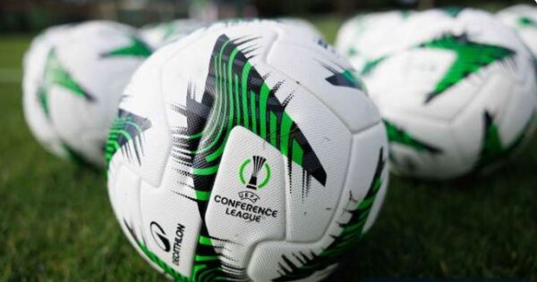 LIVE LIGA E KONFERENCËS/ Lumë golash në pjesët e dyta, ja të gjitha rezultatet në kohë reale (VIDEO)