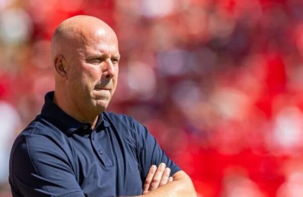 Liverpool rinovon mbrojtjen – Gazeta Sportal