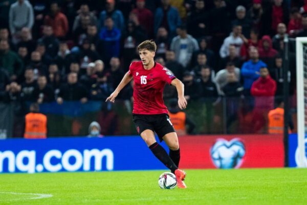 Marash Kumbulla rikthehet në formacionin e Shqipërisë pas një kohe të gjatë