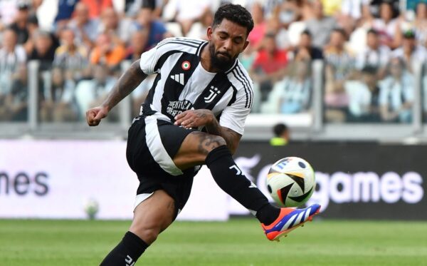 Mesfushori i Juventusit bie pre e vjedhjeve, brazilianit i marrin 11 ora me vlerë rreth 500 mijë euro