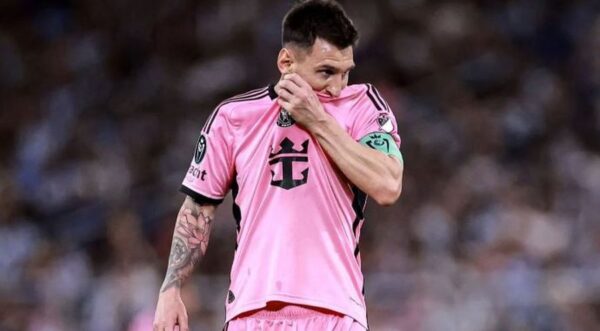 VIDEO/ 3 gola për 11 minutra ndaj Vrionit, Lionel Messi i jashtëzakonshëm