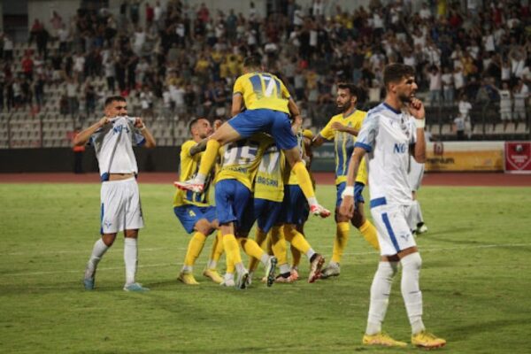 Ndeshja me Skënderbeun në shtëpi, Elbasani humb titullarin e mesfushës