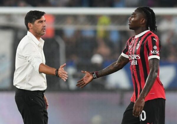 Polemikat pas shkëlqimit me Portugalinë, Milani i jep besim Rafel Leaos