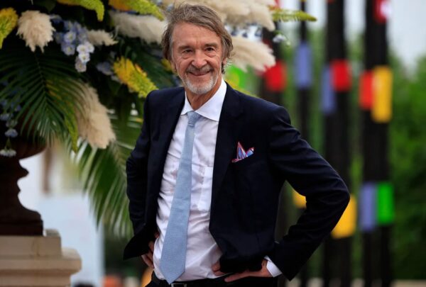 Pronari i Junajtid fshihet për të ardhmen e trajnerit: S’varet nga unë fati i Ten Hagut