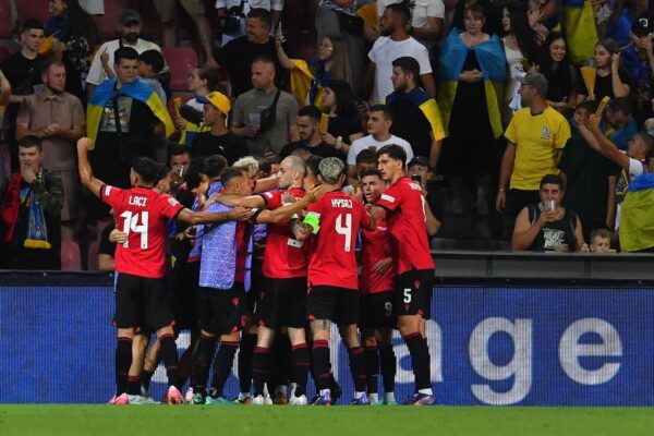 Shqipëria shkon në Çeki me 36 gola të shënuar, mësoni 13 lojtarët nga grumbullimi aktual që dinë si tundet rrjeta me fanellën kuqezi