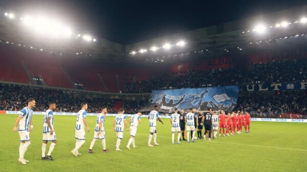 FOTO/ Zgjodhi Rrapaj si lojtarin më të mirë, Drejtori i Tiranës takon futbollistin e Partizanit