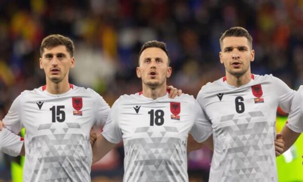 Kombëtarja “çmontohet” para Nations League, mbrojtësi kuqezi humbet ndeshjet e nëntorit