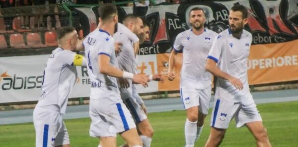 Nga Partizani te Dinamo, Teuta kalendar “ferri” në muajin nëntor